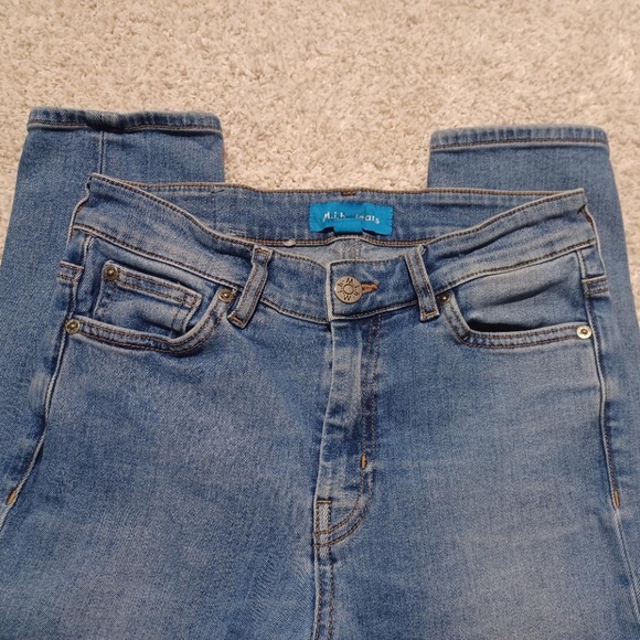 M.I.H. High Rise Skinny 'Bridge' Jeans in Stonewash Chip - Picture 6 of 11